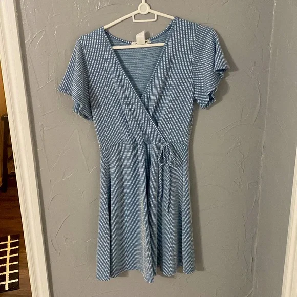 Caution to the wind Blue Dress size medium Caution to the wind Blue Dress size medium